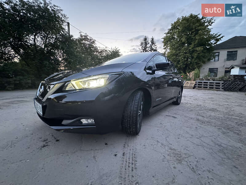 Хэтчбек Nissan Leaf 2018 в Хмельницком фото 4 Хэтчбек Nissan Leaf 2018 в Хмельницком