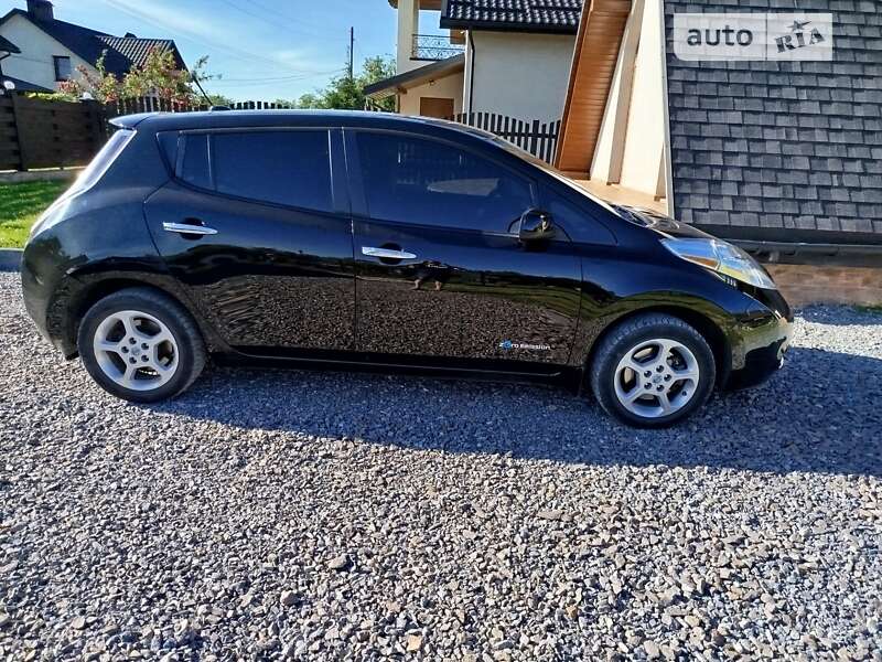 Хэтчбек Nissan Leaf 2015 в Львове фото 2 Хэтчбек Nissan Leaf 2015 в Львове