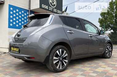 Хетчбек Nissan Leaf 2015 в Стрию