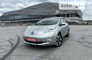 Хетчбек Nissan Leaf 2013 в Львові