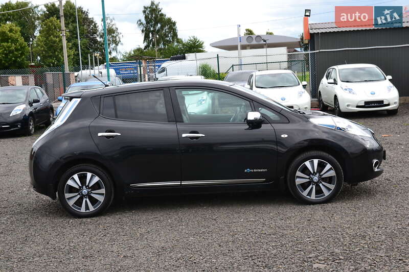 Хэтчбек Nissan Leaf 2014 в Луцке
