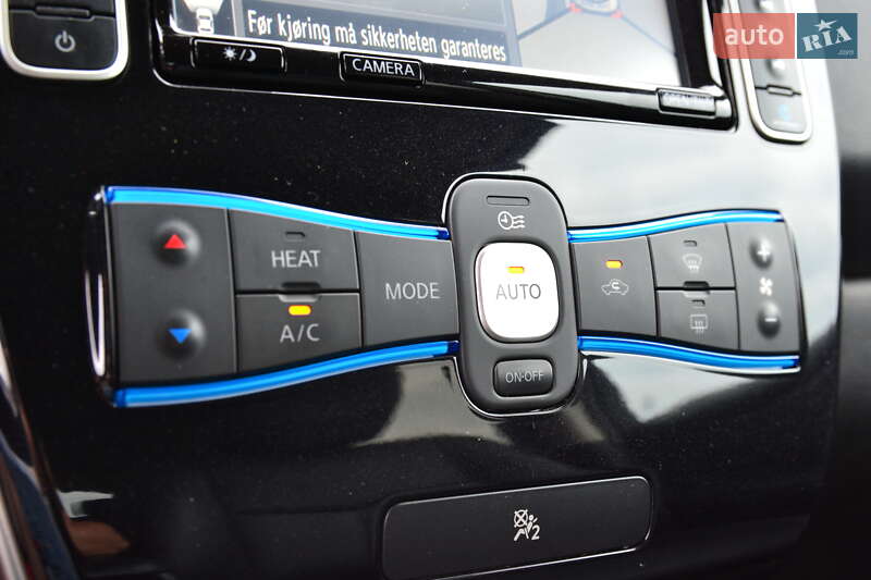 Хэтчбек Nissan Leaf 2014 в Луцке