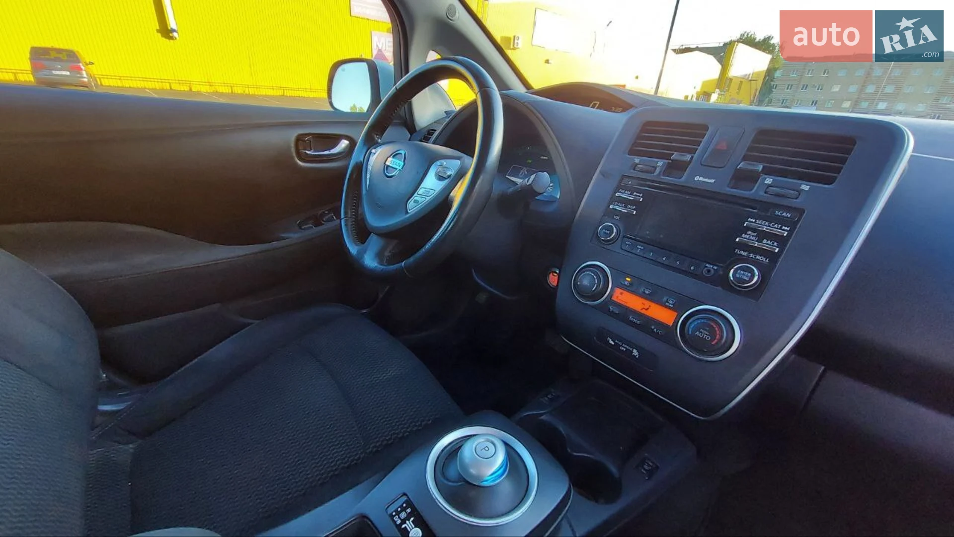 2015 Nissan Leaf - мініатюра 17
