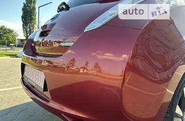 Хэтчбек Nissan Leaf 2012 в Луцке