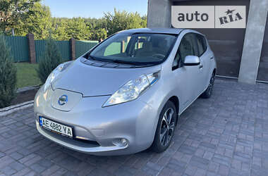 Хетчбек Nissan Leaf 2017 в Кам'янському