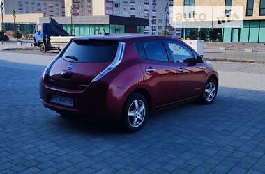 Хэтчбек Nissan Leaf 2014 в Хмельницком