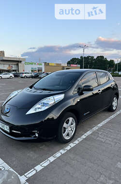 Хетчбек Nissan Leaf 2013 в Житомирі