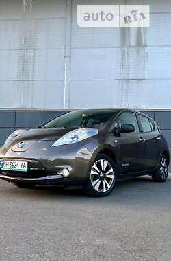 Хетчбек Nissan Leaf 2015 в Одесі