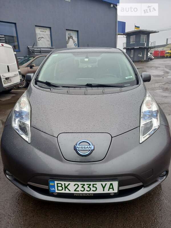 Хетчбек Nissan Leaf 2016 в Рівному фото 6 Хетчбек Nissan Leaf 2016 в Рівному