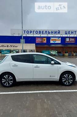 Хетчбек Nissan Leaf 2017 в Калуші