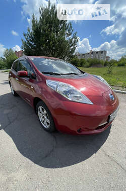 Хетчбек Nissan Leaf 2014 в Прилуках