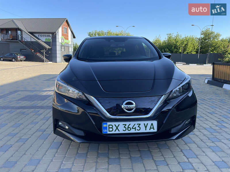 Хэтчбек Nissan Leaf 2018 в Волочиске