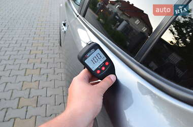 Хэтчбек Nissan Leaf 2014 в 