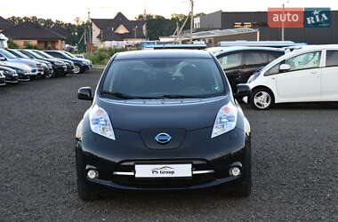 Хетчбек Nissan Leaf 2013 в 