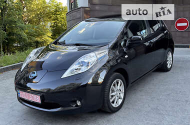 Хэтчбек Nissan Leaf 2015 в Киеве