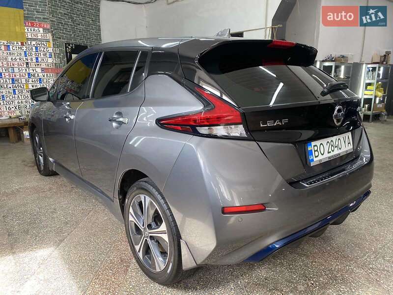 Хэтчбек Nissan Leaf 2020 в Тернополе