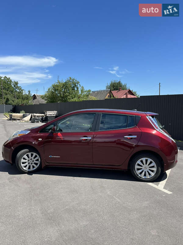 Хетчбек Nissan Leaf 2016 в Вінниці фото 9 Хетчбек Nissan Leaf 2016 в Вінниці