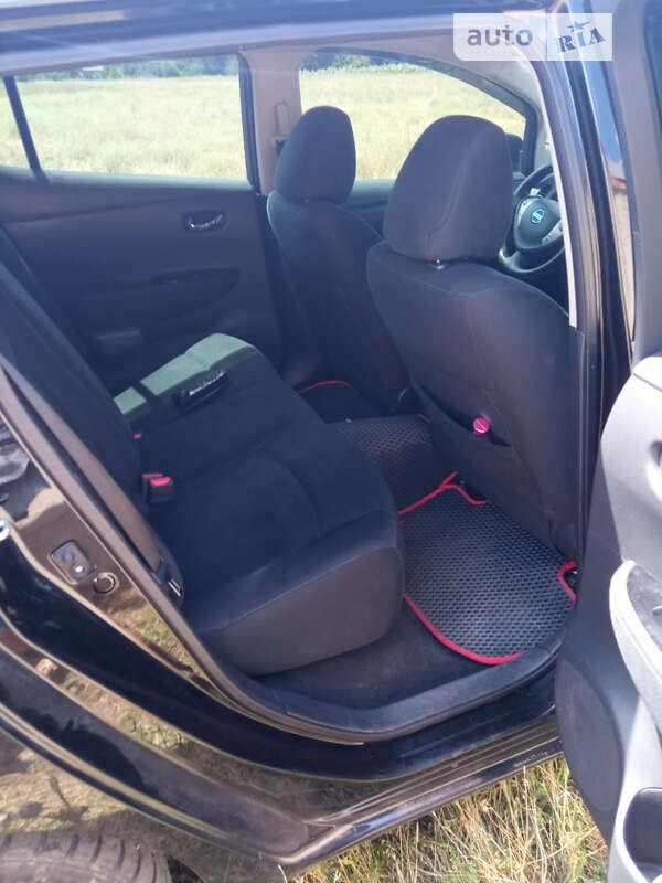 Хэтчбек Nissan Leaf 2017 в Одессе