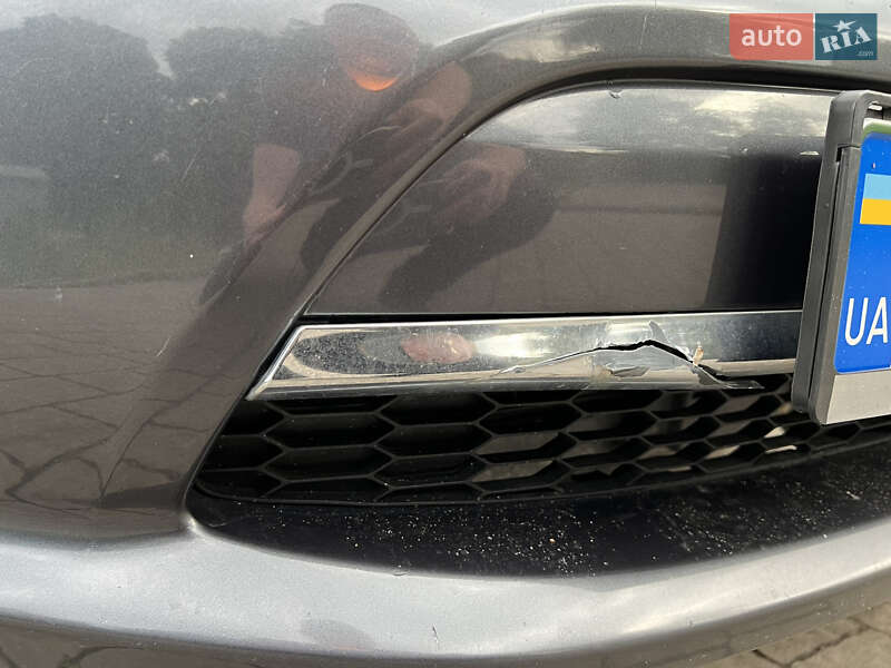 Хэтчбек Nissan Leaf 2013 в Винниках