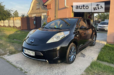 Хэтчбек Nissan Leaf 2016 в Буче