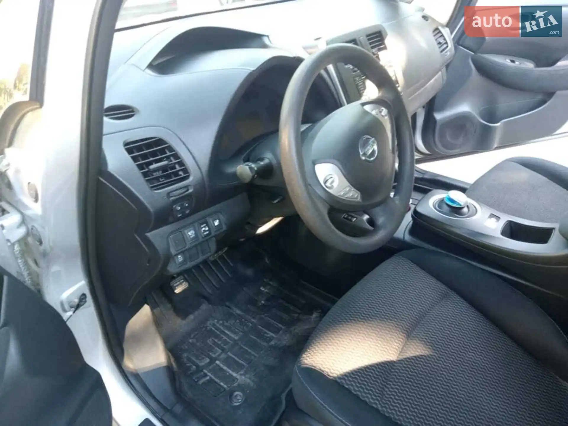 2015 Nissan Leaf - фото 1