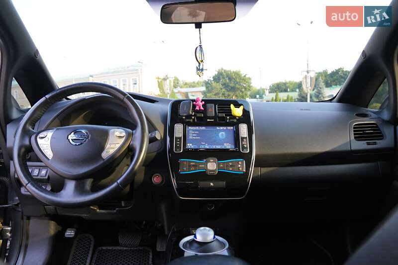 Хэтчбек Nissan Leaf 2013 в Харькове