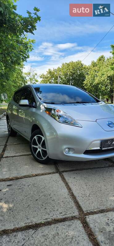 Nissan Leaf 2014