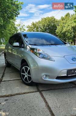 Хетчбек Nissan Leaf 2014 в Харкові