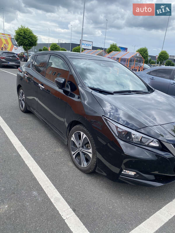 Хэтчбек Nissan Leaf 2018 в Ужгороде фото 3 Хэтчбек Nissan Leaf 2018 в Ужгороде