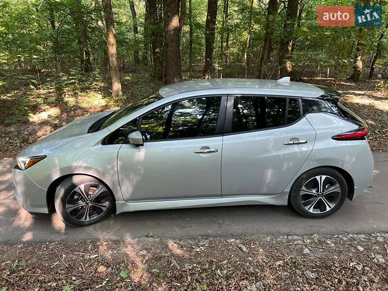 Хэтчбек Nissan Leaf 2020 в Полтаве