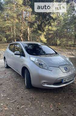 Nissan Leaf 2015