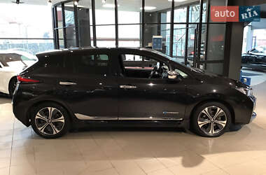 Хетчбек Nissan Leaf 2018 в 