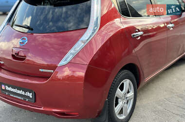 Хетчбек Nissan Leaf 2013 в Червонограді