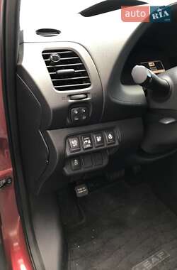 Хэтчбек Nissan Leaf 2013 в Харькове