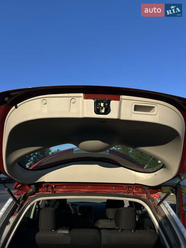 Хэтчбек Nissan Leaf 2015 в Белой Церкви фото 35 Хэтчбек Nissan Leaf 2015 в Белой Церкви