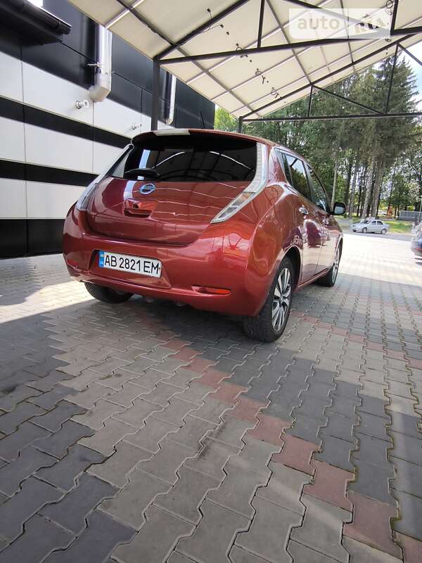 Хэтчбек Nissan Leaf 2015 в Виннице фото 10 Хэтчбек Nissan Leaf 2015 в Виннице