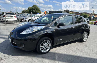 Хэтчбек Nissan Leaf 2015 в Львове