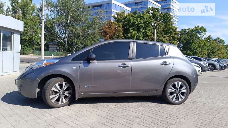 Nissan Leaf 2016