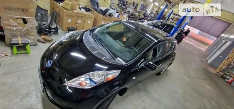 Nissan Leaf 2014