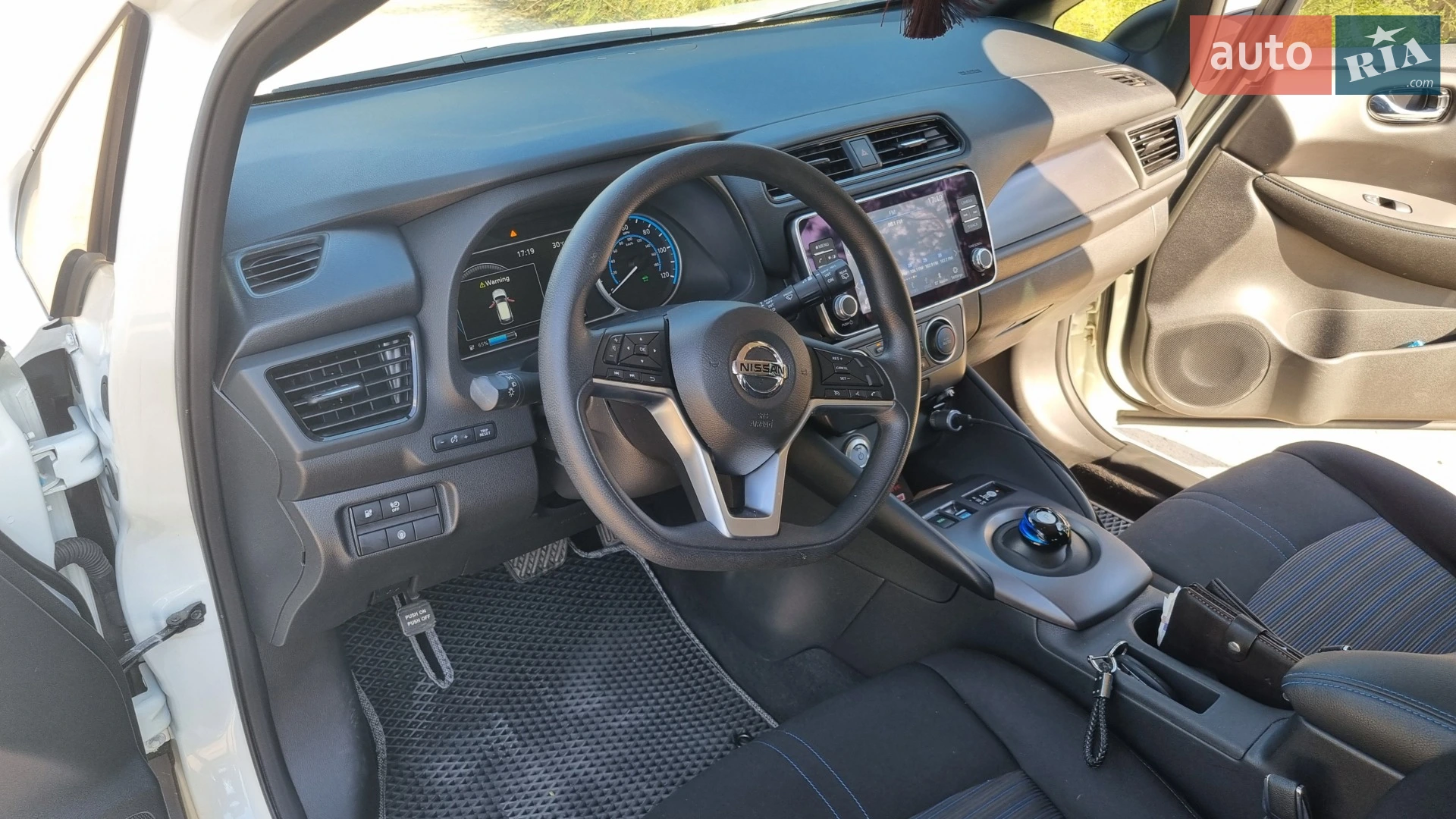 2022 Nissan Leaf - мініатюра 13