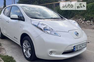 Хетчбек Nissan Leaf 2014 в Первомайську