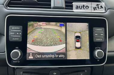 Хэтчбек Nissan Leaf 2020 в 