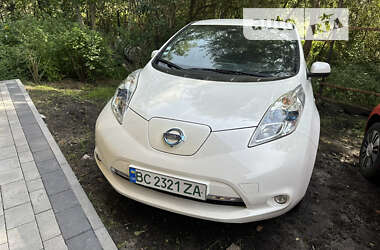 Хэтчбек Nissan Leaf 2016 в Львове