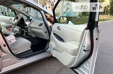 Хэтчбек Nissan Leaf 2012 в Кременчуге