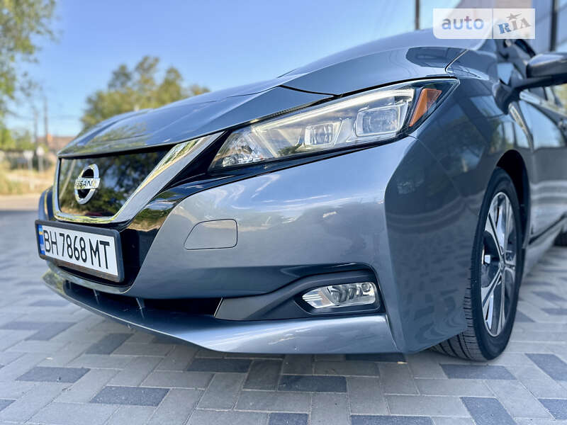 Хетчбек Nissan Leaf 2019 в Одесі