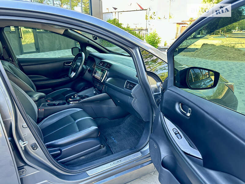 Хетчбек Nissan Leaf 2019 в Одесі