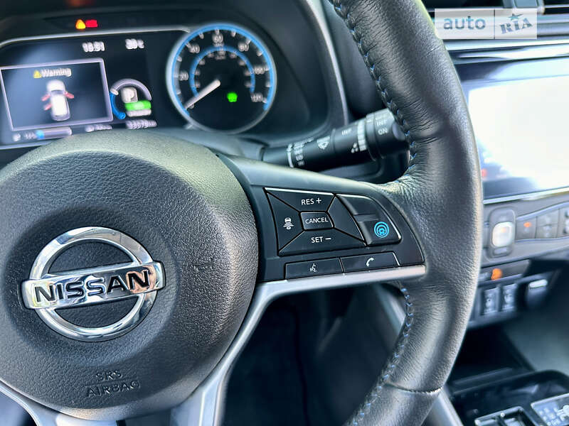 Хетчбек Nissan Leaf 2019 в Одесі