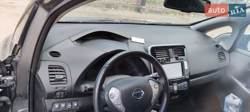 Хетчбек Nissan Leaf 2016 в Одесі фото 15 Хетчбек Nissan Leaf 2016 в Одесі