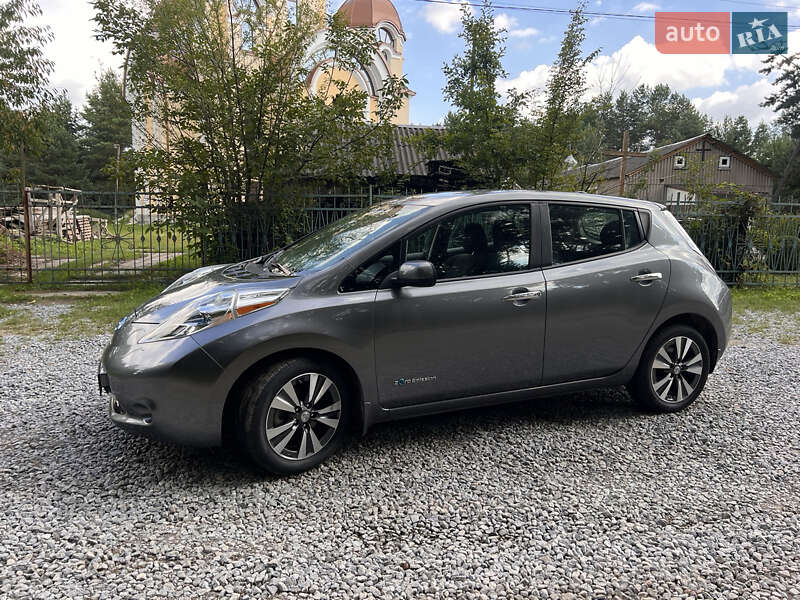 Nissan Leaf 2014