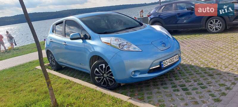 Хэтчбек Nissan Leaf 2014 в Тернополе